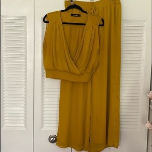 New York & Company Gabrielle Union two price pant set.